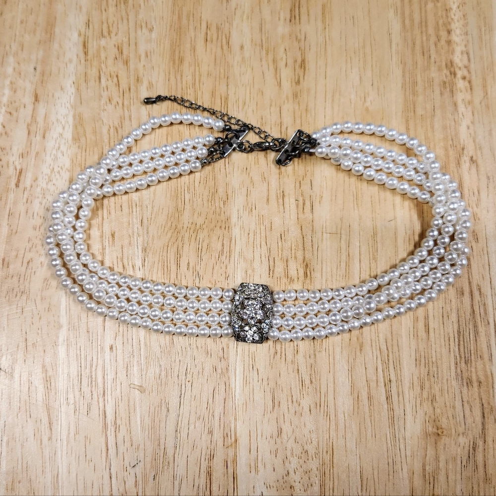 Pearl Rhinestone Choker Necklace